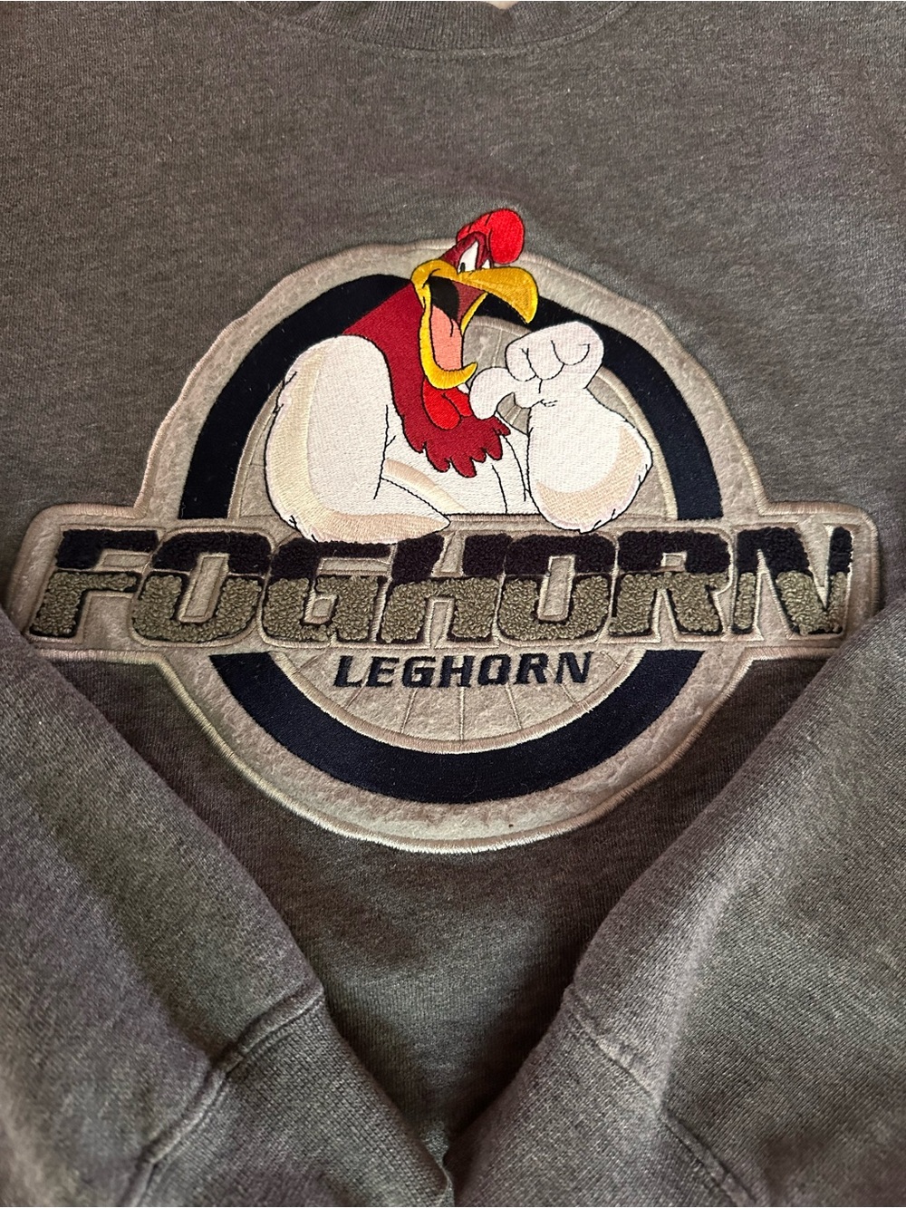 Y2K Warner Bros Foghorn Leghorn Sweatshirt Gray Embroidered Appliqué Size L - Picture 3 of 6